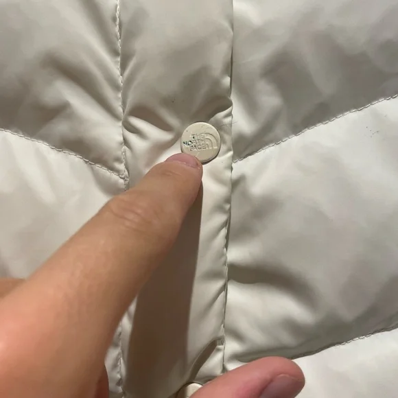 White North Face 700 down-filled puffer Gilet small - Picture 6 of 8